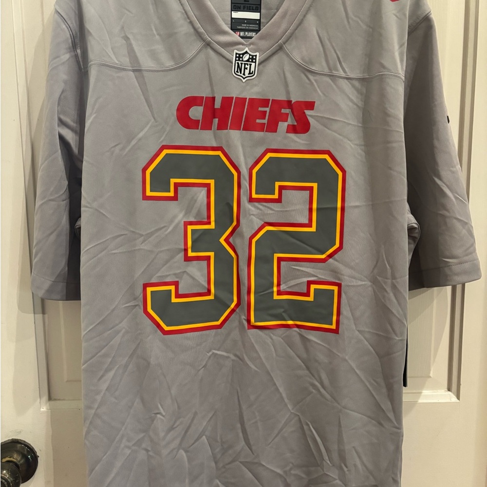 Tyrann Mathieu #32 Chiefs Jersey - Picture 3 of 8